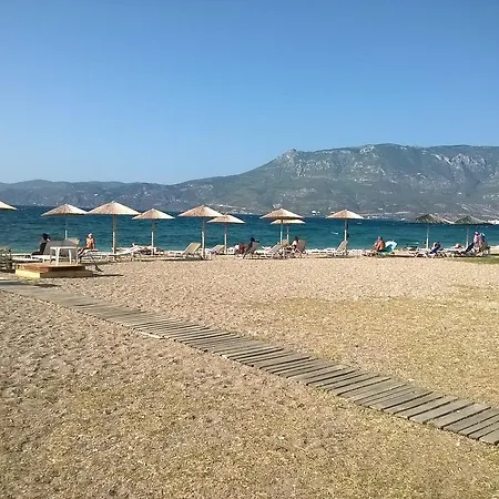 Central Near Beach Appartamento Corinto
